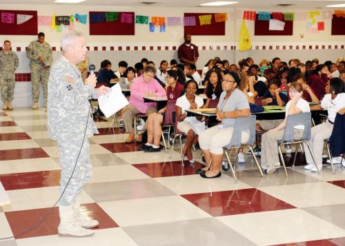 BG MacWillie talks to students